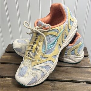 Saucony Men’s Grid Azura 2000 “Felt” grey/multi sneakers